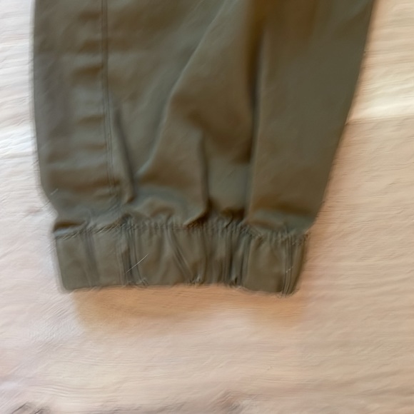 Boys joggers size large - Picture 4 of 4